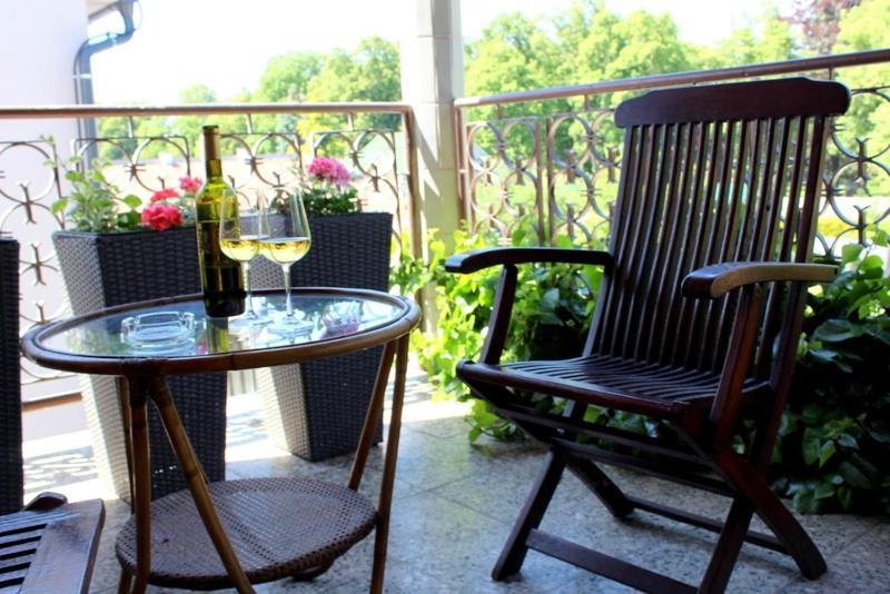 Apartmanovy Dom Stummerova Topoľčany Dış mekan fotoğraf